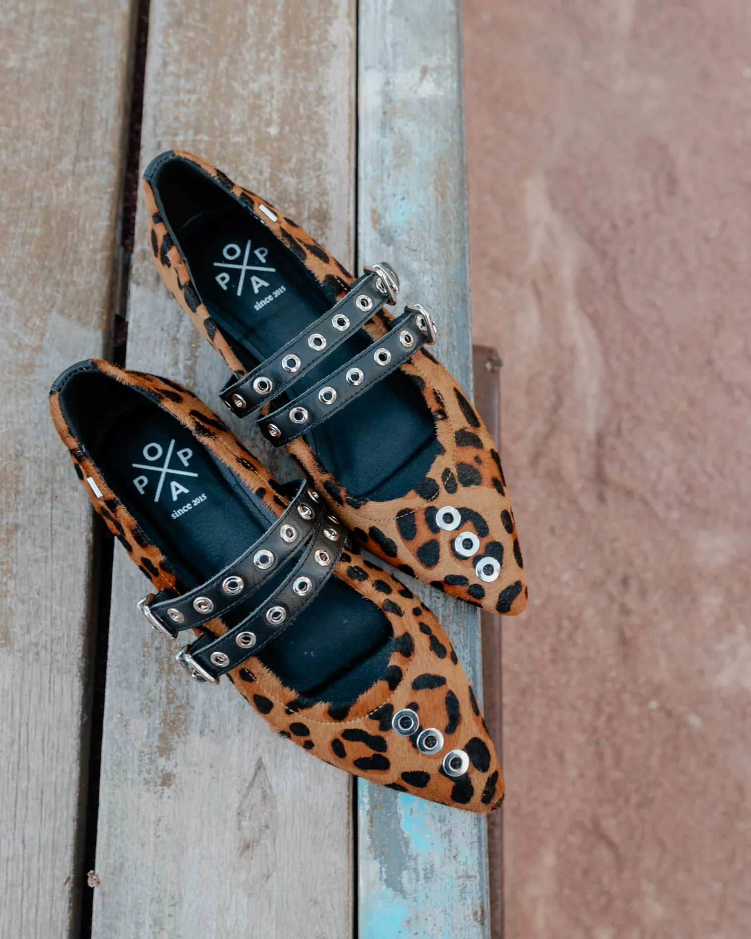 Bailarina de Leopardo Tachuelas Estrella - Image 4