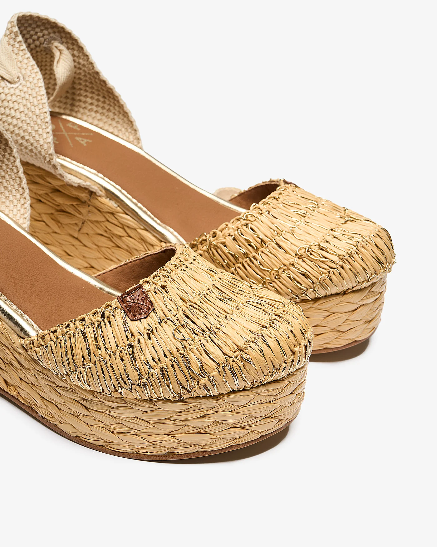 Cuña Zushi Rafia Oro - Image 4