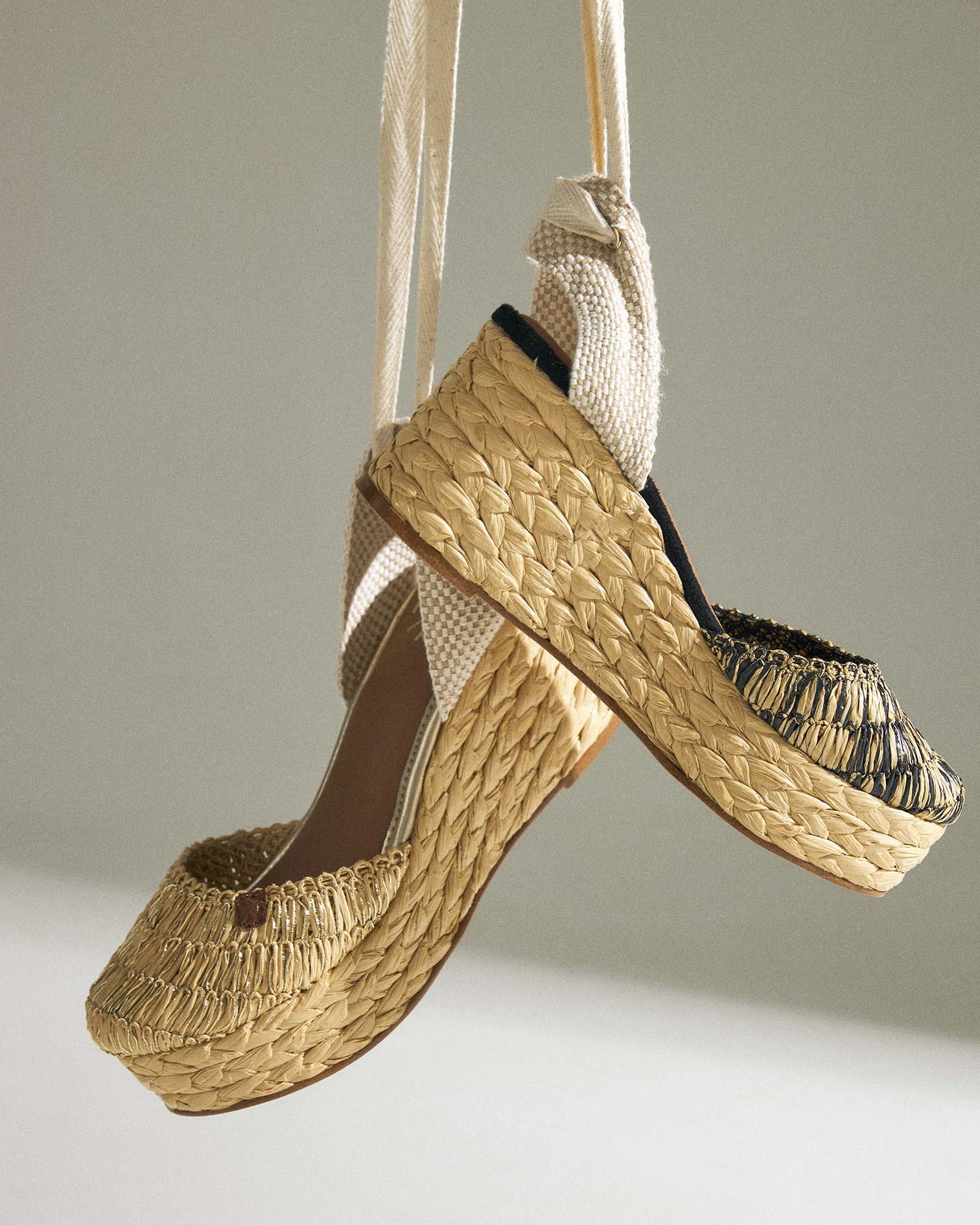 Cuña Zushi Rafia Oro - Image 5