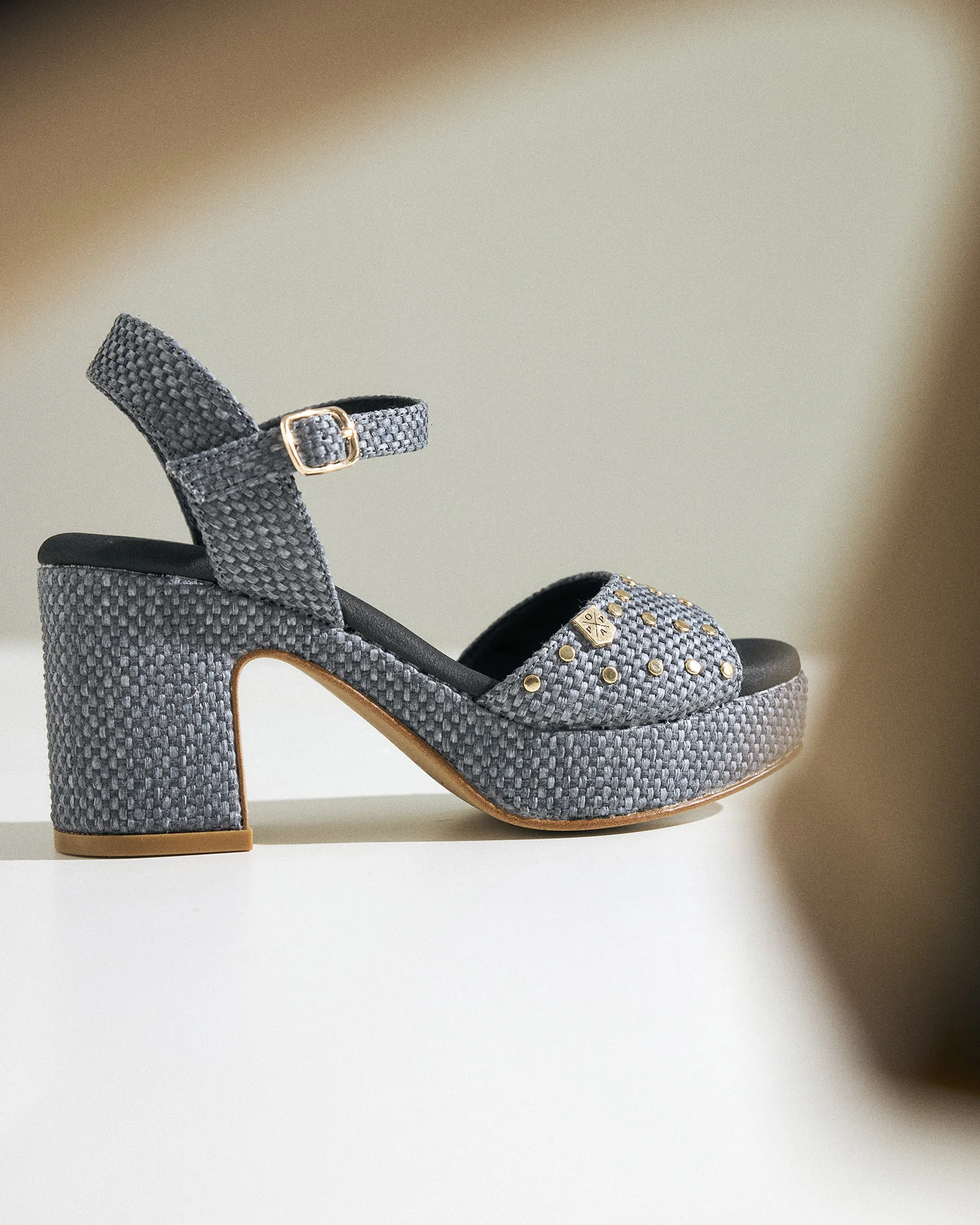 Sandalia Daira Rafia Negro - Image 3