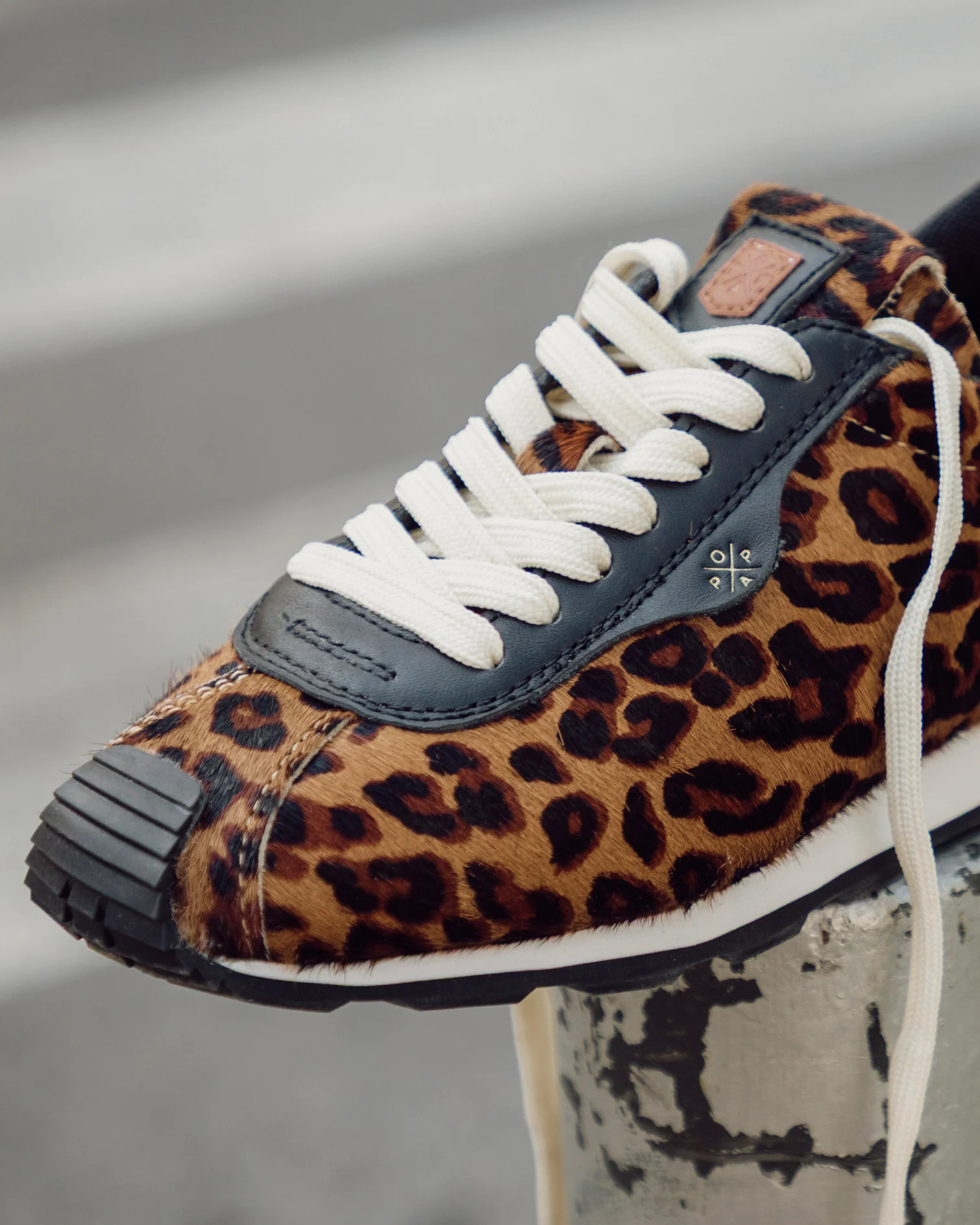 Zapatilla Kira Pony Leopardo - Image 10