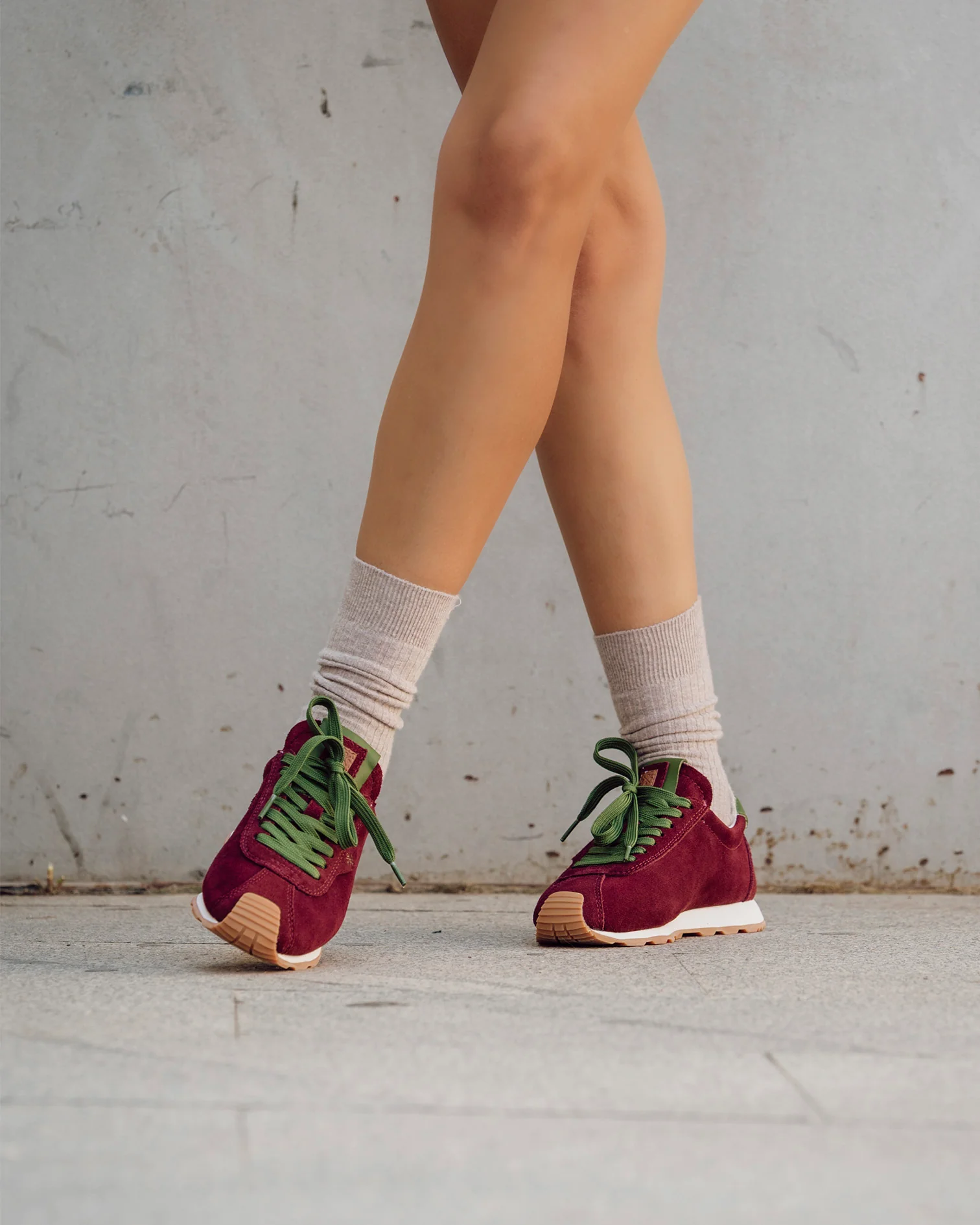 Zapatilla Kira Serraje Burdeos - Image 3